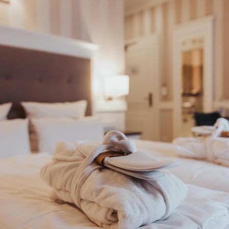 Hotel IV Jahreszeiten Kuhlungsborn Bagian luar foto