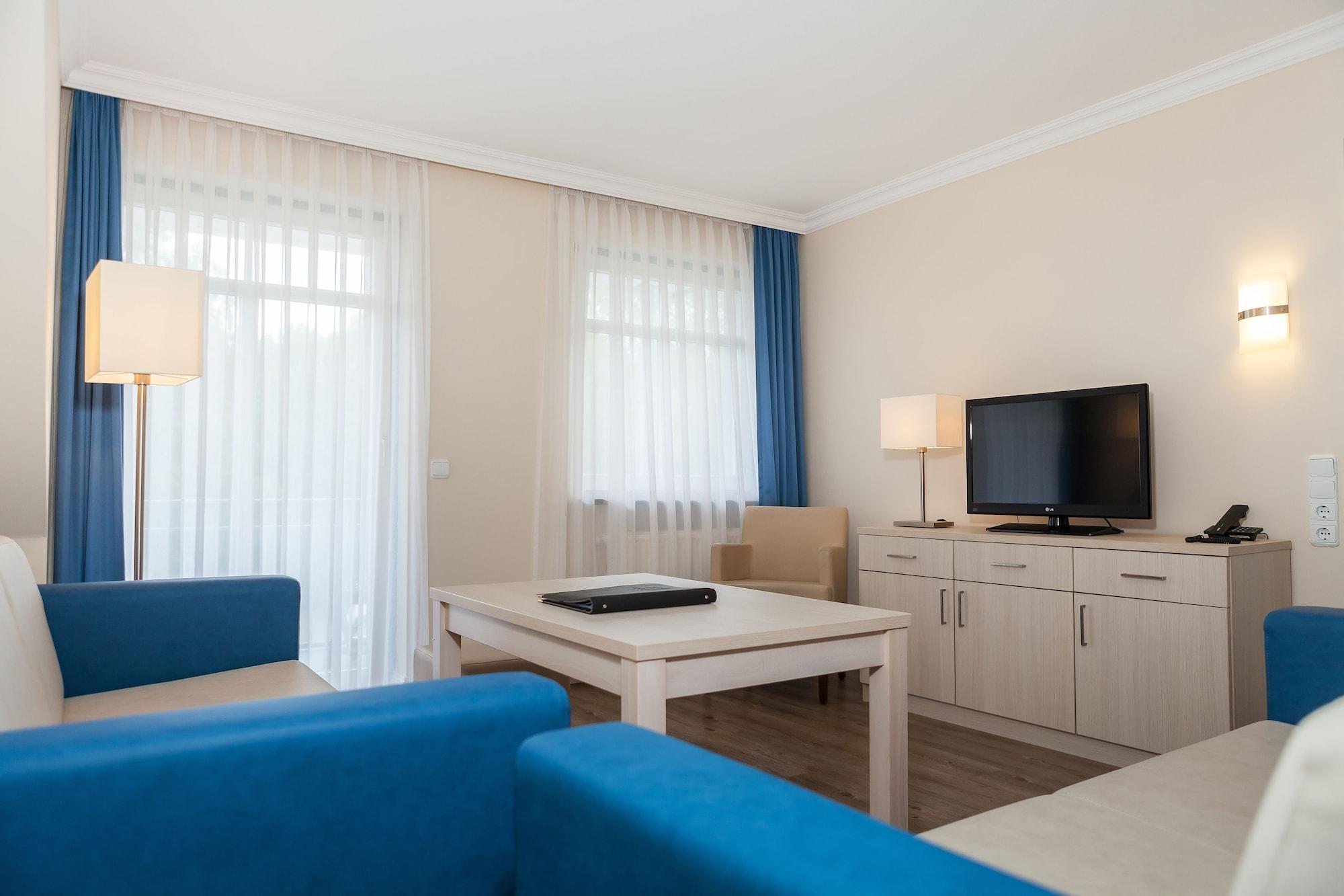 Hotel IV Jahreszeiten Kuhlungsborn Bagian luar foto