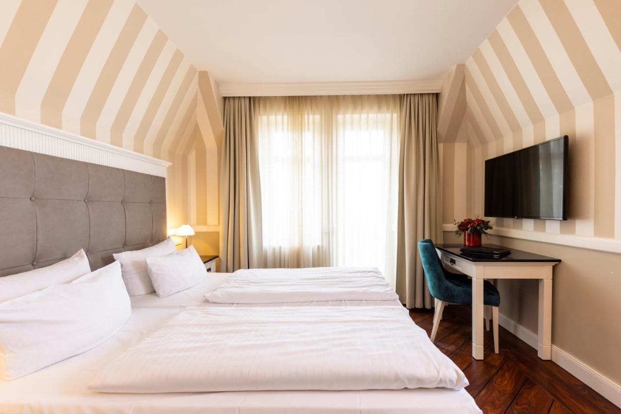 Hotel IV Jahreszeiten Kuhlungsborn Bagian luar foto