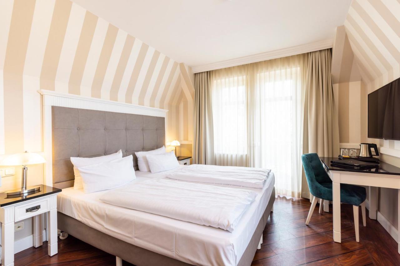 Hotel IV Jahreszeiten Kuhlungsborn Bagian luar foto