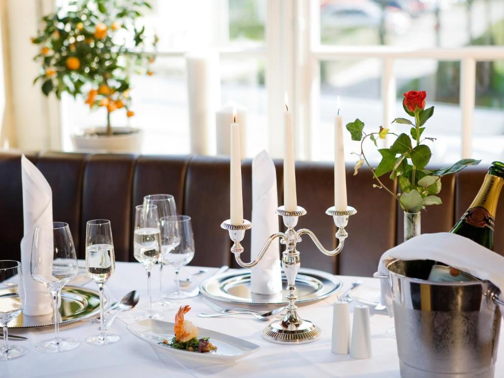 Hotel IV Jahreszeiten Kuhlungsborn Bagian luar foto